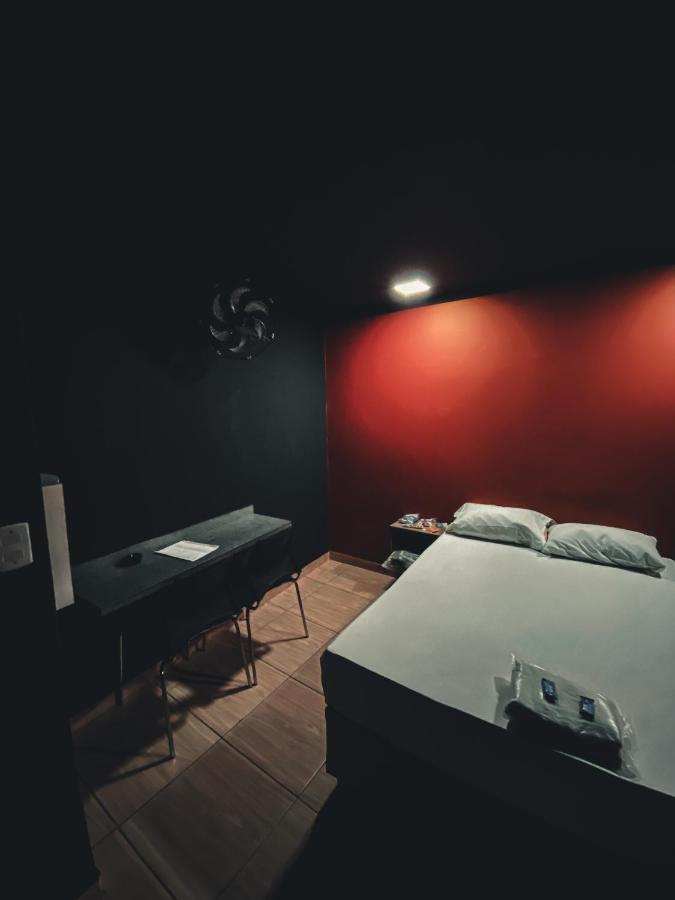 Light Motel Guarulhos Exterior photo